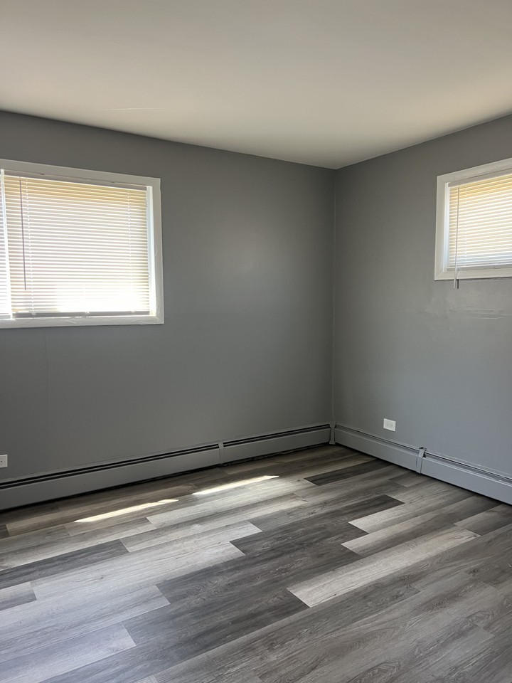 706 West Roy Drive #D - Photo 5 of 15