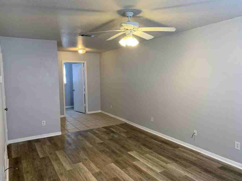 2807 Cantabrian Dr #B - Photo 2 of 24