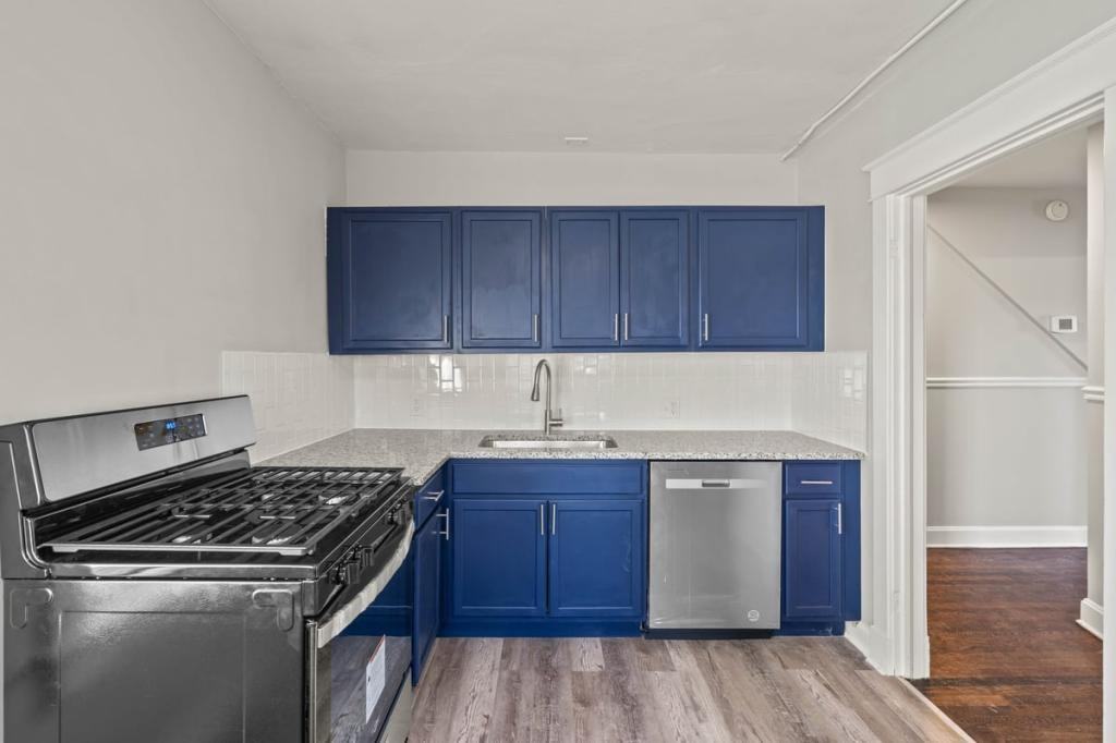 15 S 17th St - Photo 3 of 16