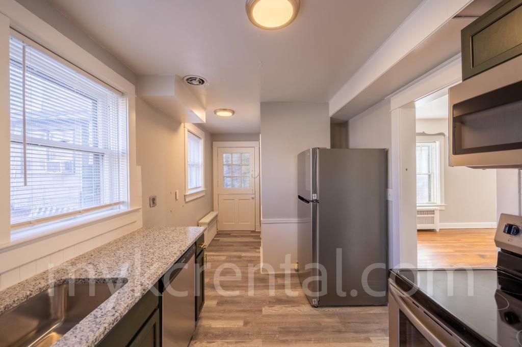 17 S 17th St - Photo 3 of 12