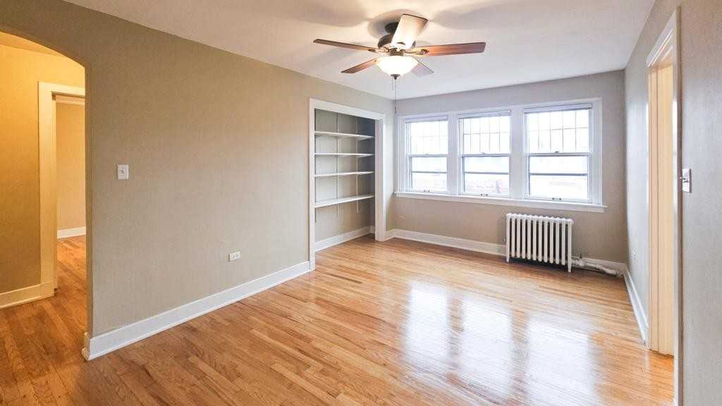 1220 N Marion St - Photo 4 of 25