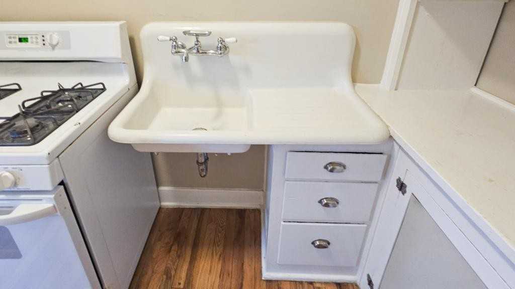 1220 N Marion St - Photo 7 of 25