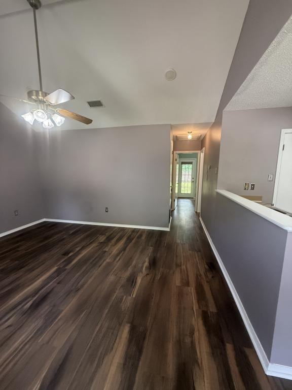 1745 James Buchanan Dr - Photo 5 of 50