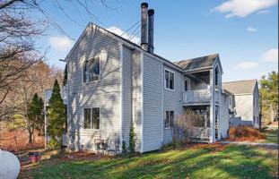 featured image of 25 Lawrence St ##54