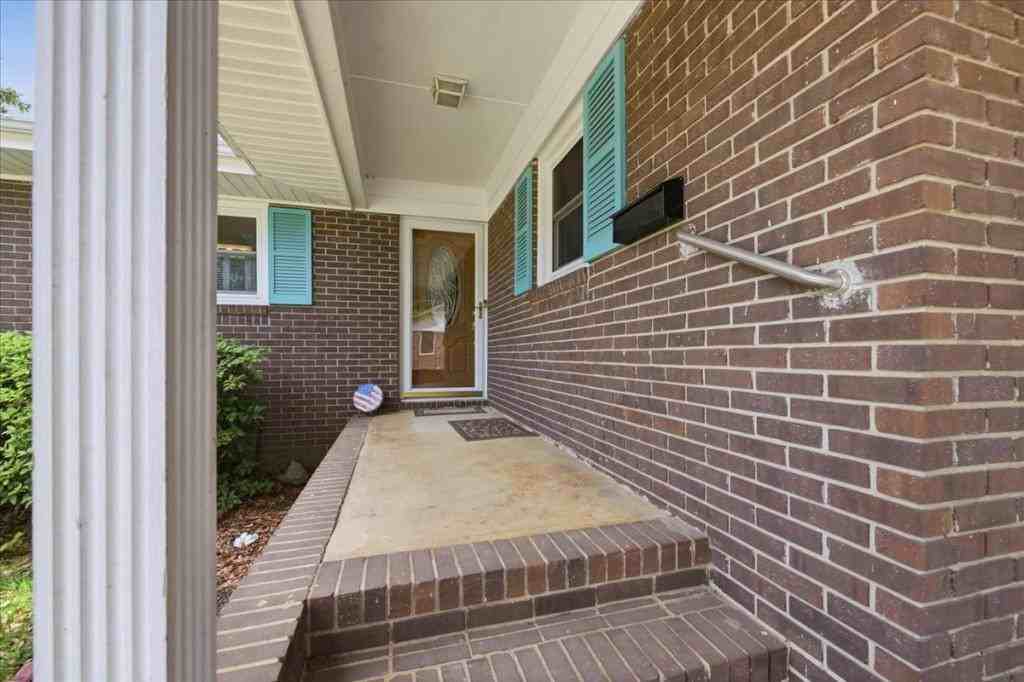 202 Self St - Photo 2 of 29