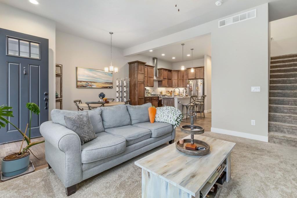 5120 Longshaw Ct - Photo 2 of 12