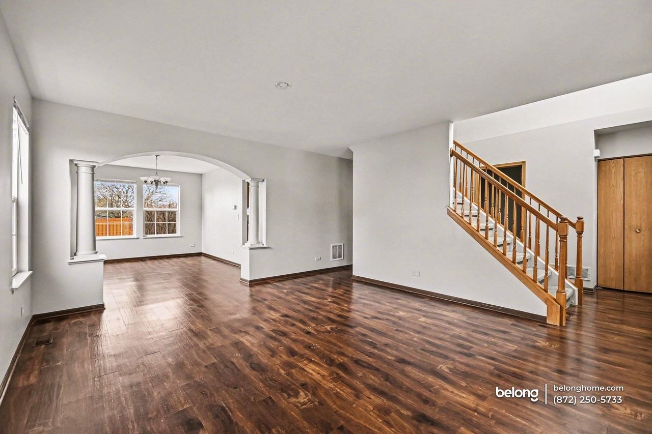 631 Yoakum - Photo 4 of 16