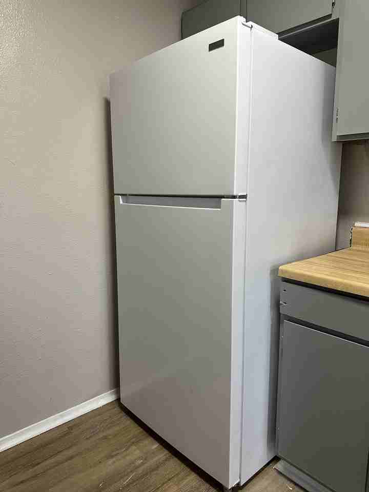 303 E Reagan Rd #D - Photo 2 of 4