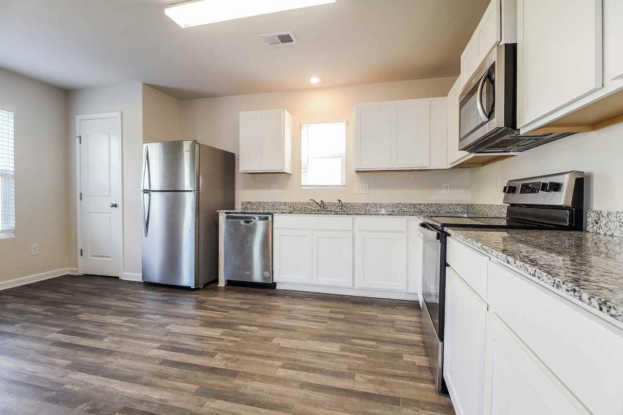 204 Rawlings Hide Ln - Photo 7 of 16