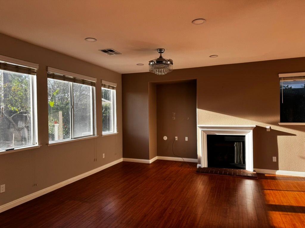 8717 Timberwood Ct - Photo 3 of 7