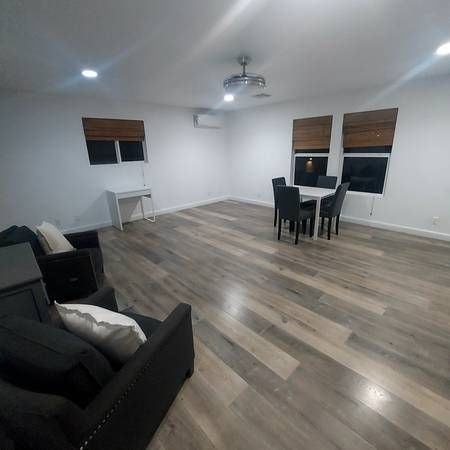 445 E Francis St - Photo 5 of 17