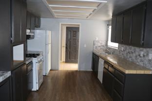 7864 Newhall Ave - Photo 1 of 1