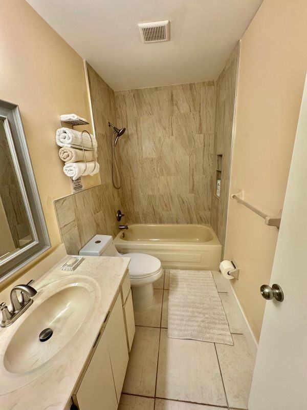 8617 Pluto Ter - Photo 4 of 36