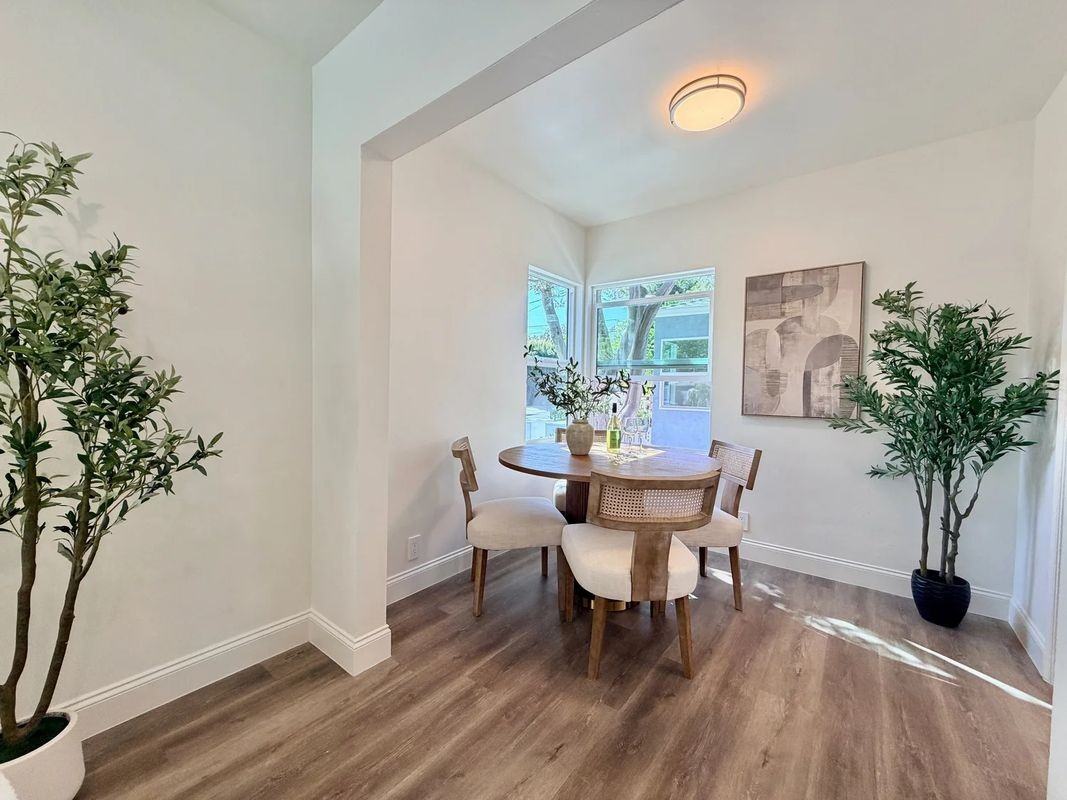 2924 W Riverside Dr - Photo 5 of 15