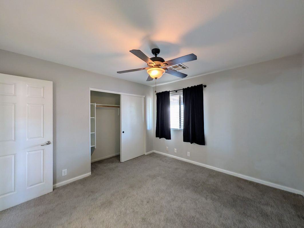15746 W Elm St - Photo 3 of 50