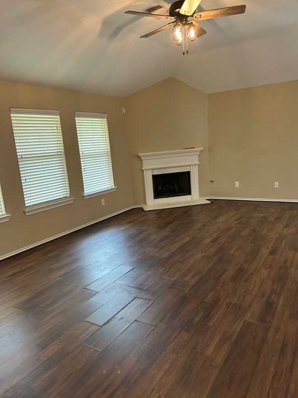 25111 Country Gate Dr - Photo 4 of 16