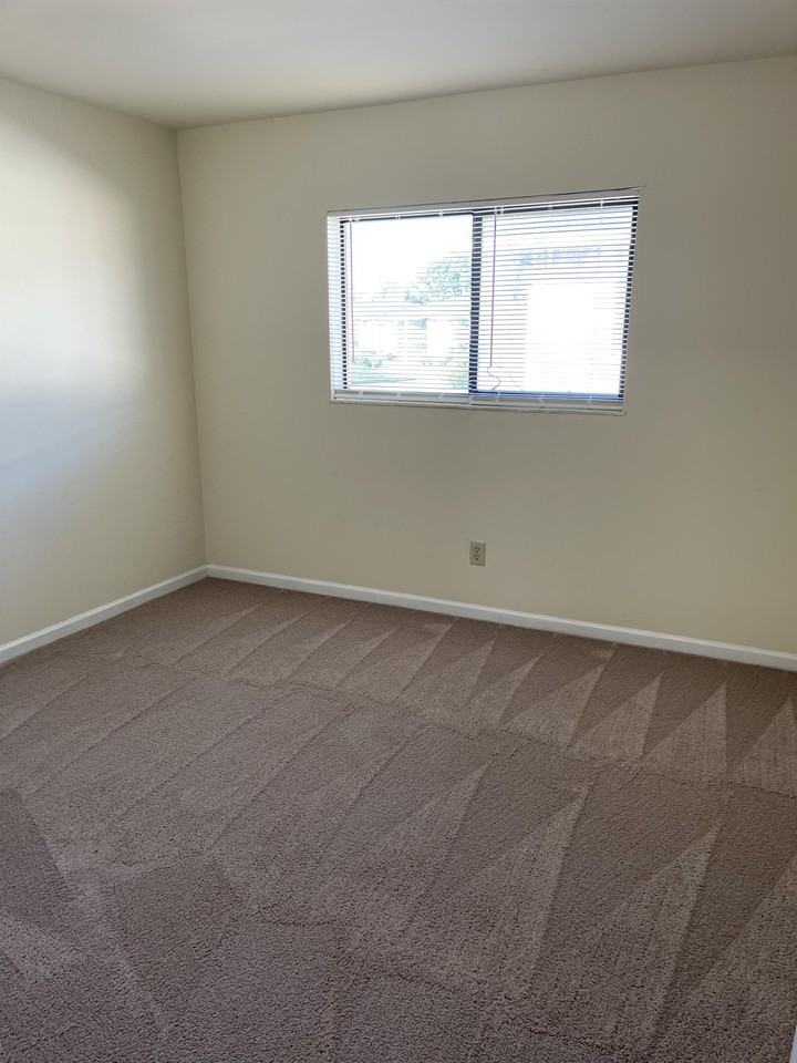 1101 2nd Ave N #2208 - Photo 4 of 23