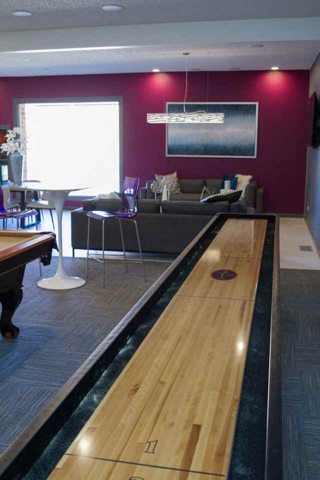 Monaco Lakes Apt - Photo 6 of 21