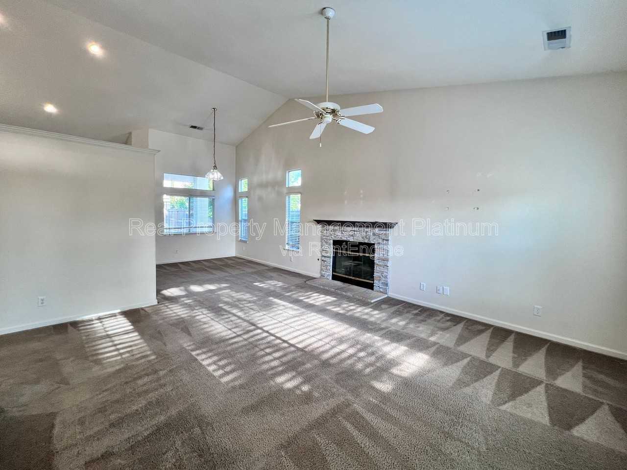 8622 N Heartland Way - Photo 4 of 19