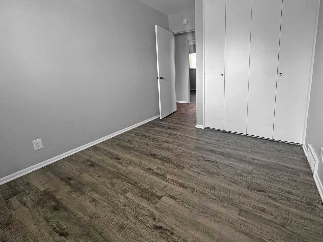 27 Ridgewood St - Photo 7 of 12