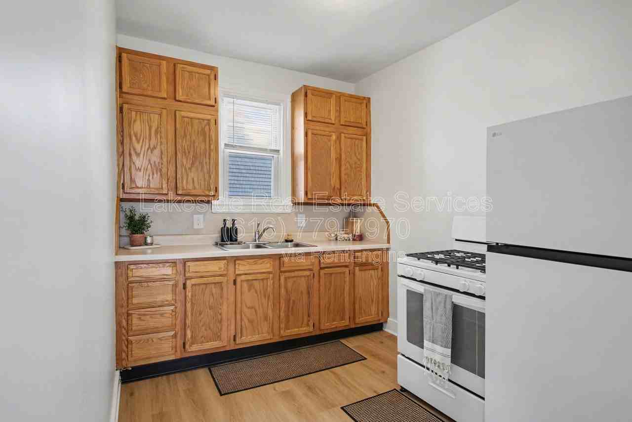 1101 Dayton St Sw - Photo 7 of 14