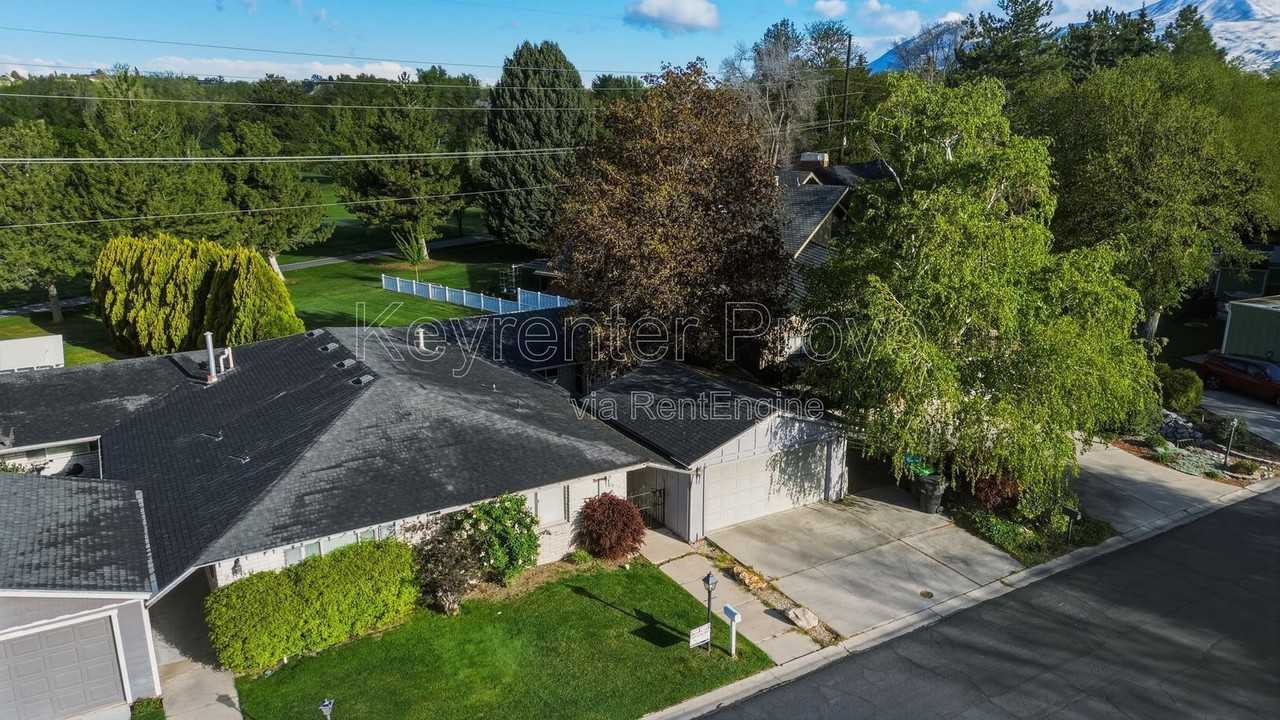 2871 Marrcrest W - Photo 2 of 26