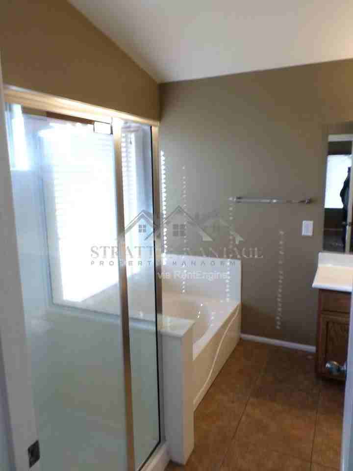 4445 E Amarillo Dr - Photo 4 of 32