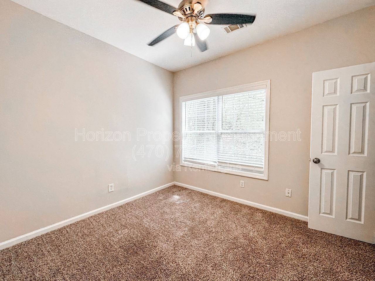 3230 Century Dr - Photo 7 of 20