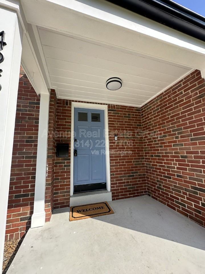 425 Bismark Ave - Photo 6 of 38