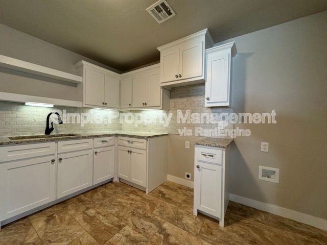 206 W Ercoupe Dr - Photo 7 of 22