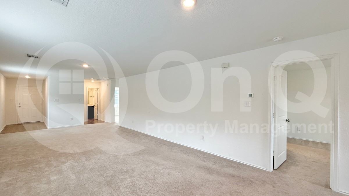 133 Texas Angel Way - Photo 6 of 18