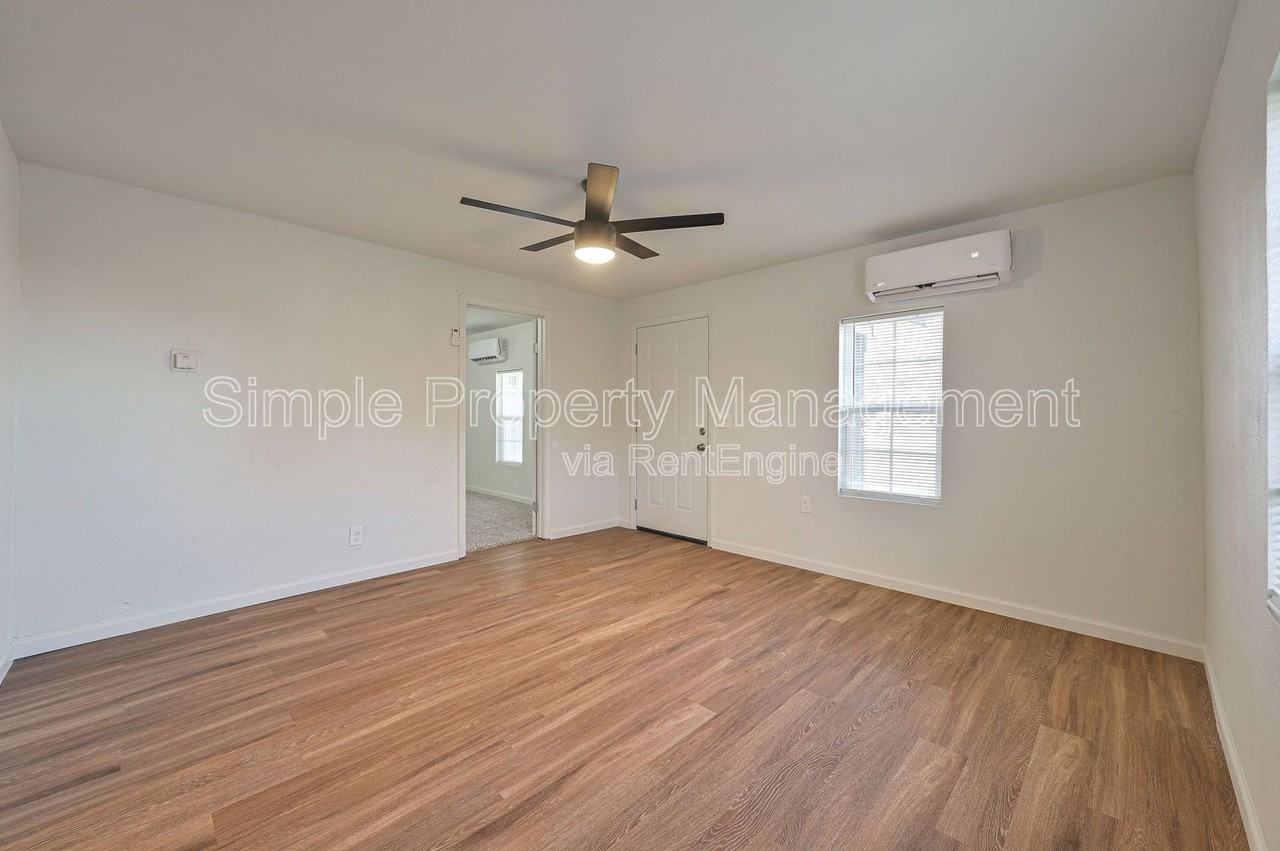 3608 Nw 16th St - Photo 2 of 14