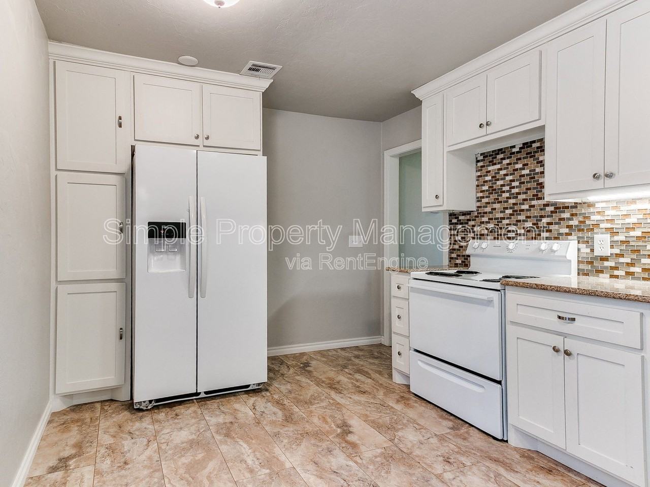 512 W Lockheed Dr - Photo 4 of 14