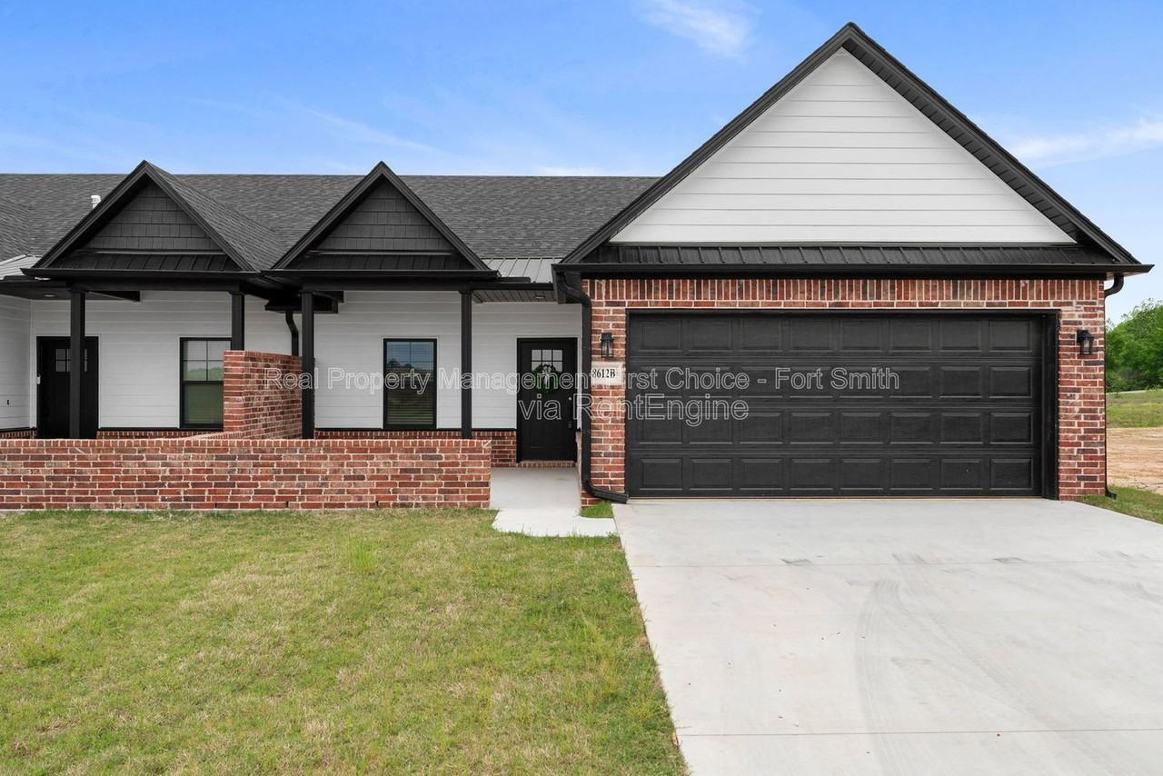 8724 Cantera Dr #B - Photo 2 of 23