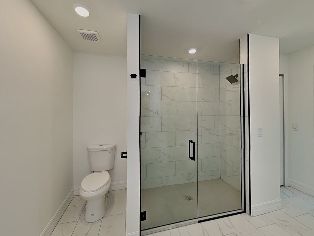 1510 Ne 13th Pl - Photo 7 of 17