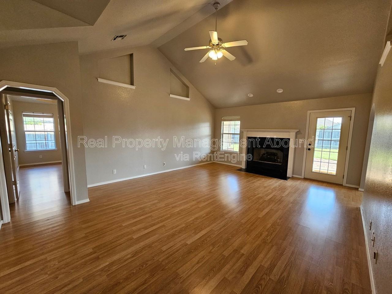 11003 E 119th St N - Photo 2 of 22