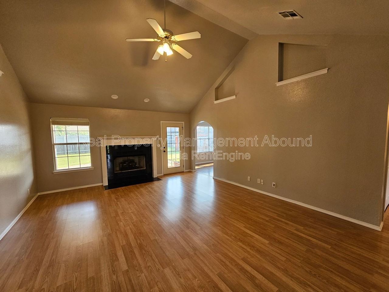 11003 E 119th St N - Photo 4 of 22