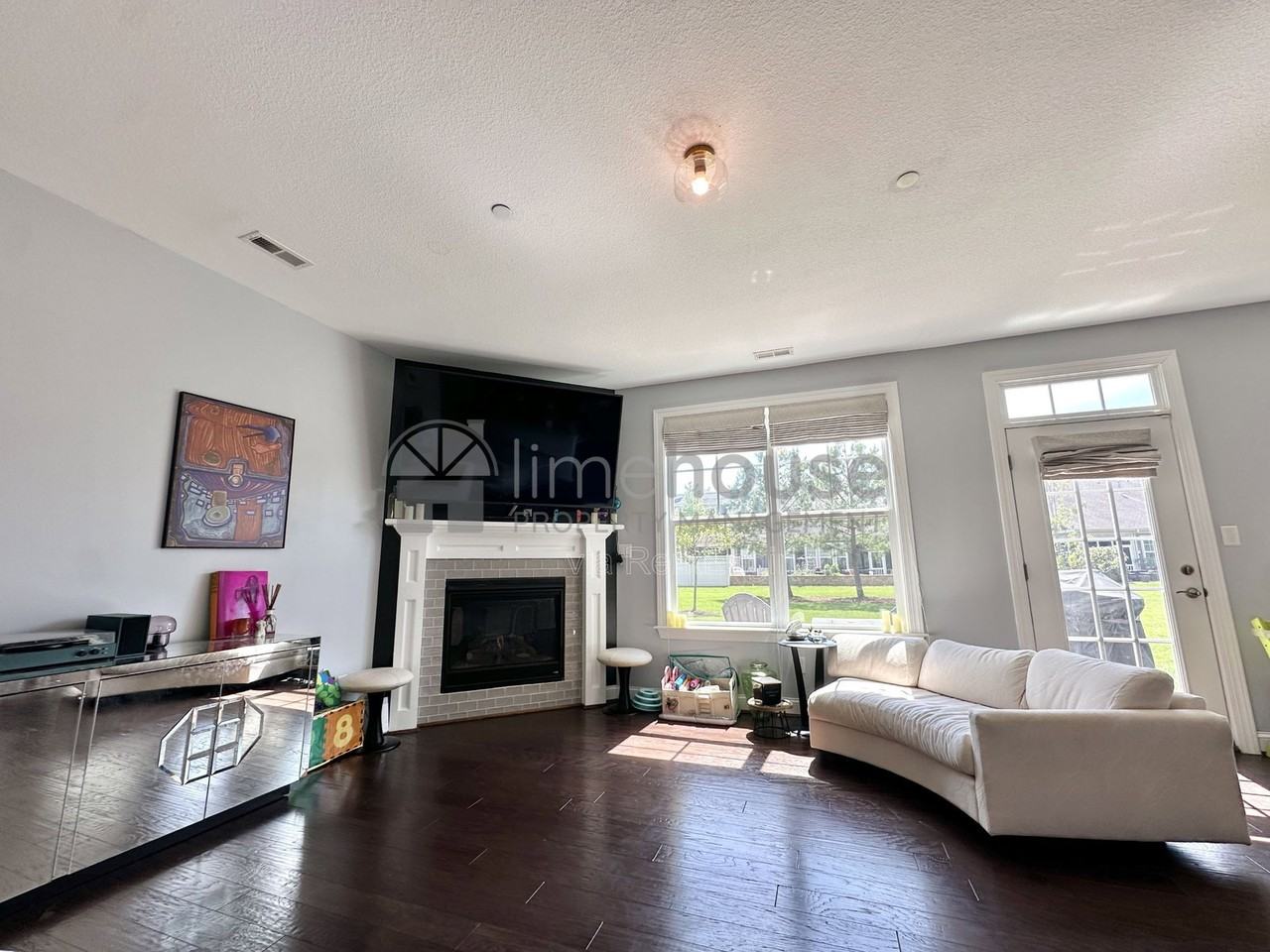 127 Repose Ln - Photo 5 of 22