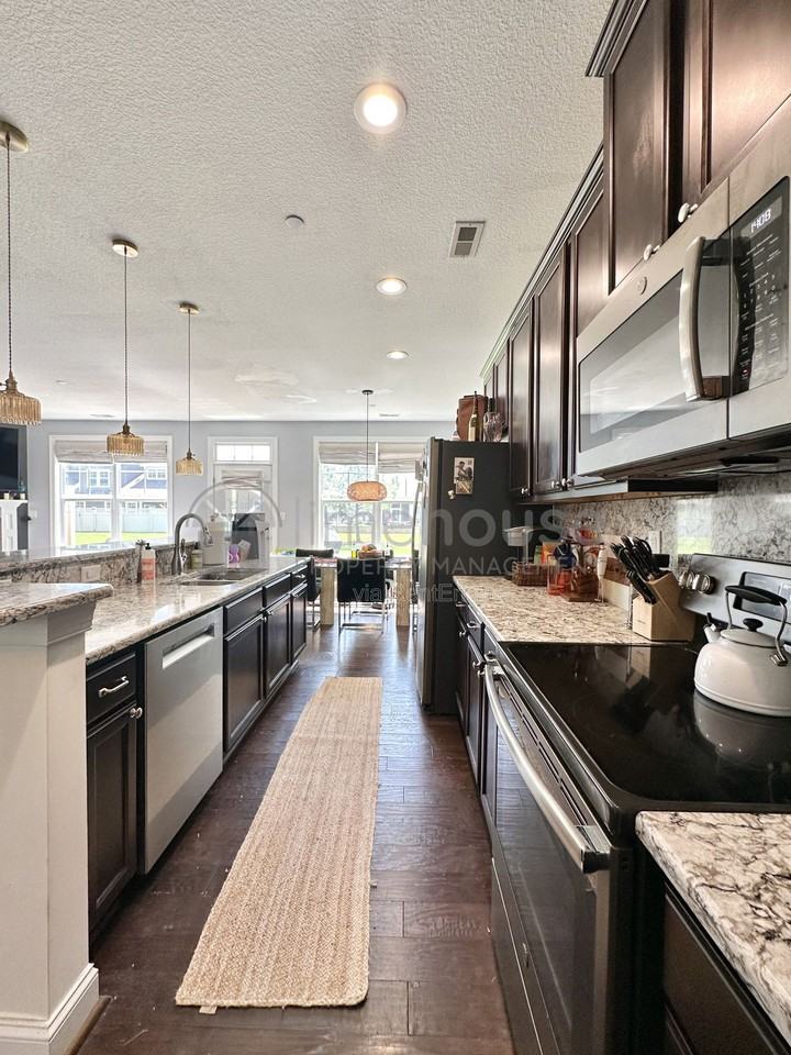 127 Repose Ln - Photo 6 of 22