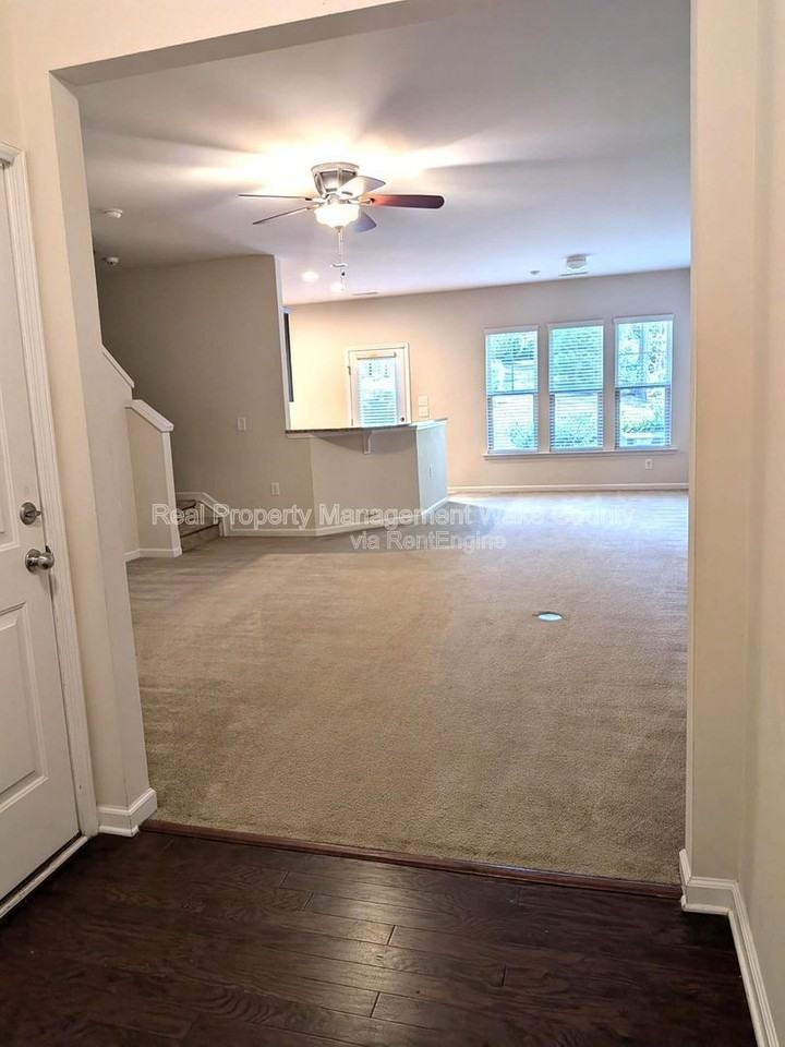 205 Olivet Loop - Photo 2 of 27
