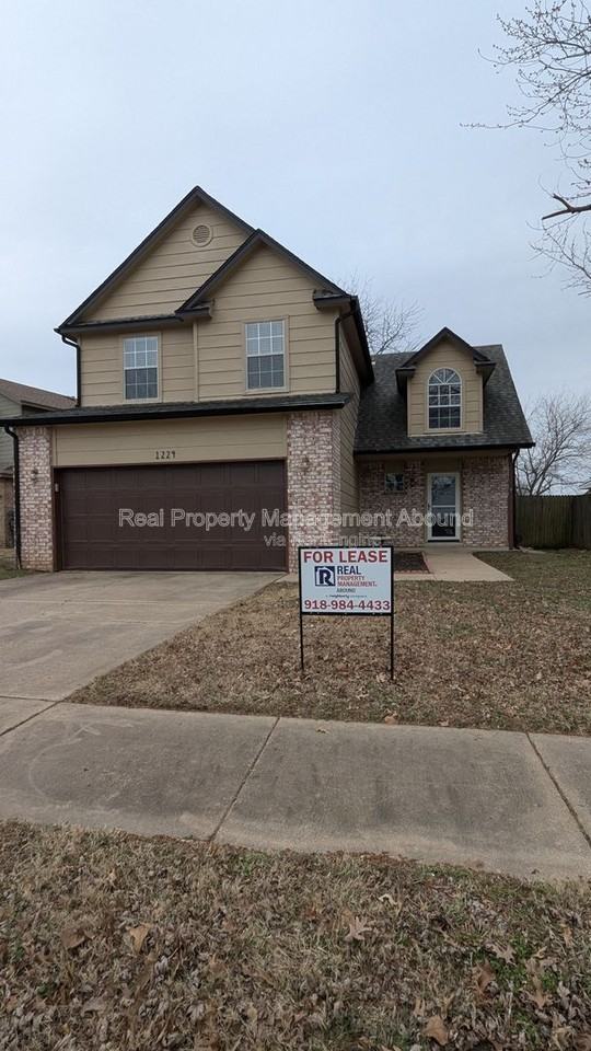 1224 W 112th Dr S - Photo 3 of 25