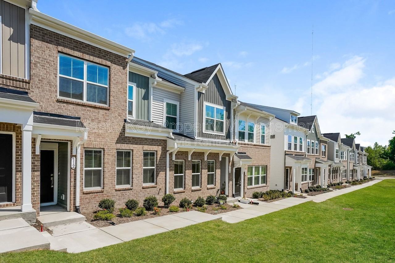 112 Silver Fir Ln - Photo 2 of 23