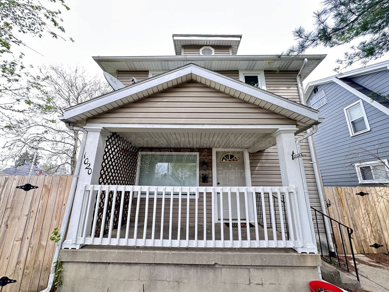 1020 Walnut Hill Pl - Photo 2 of 24