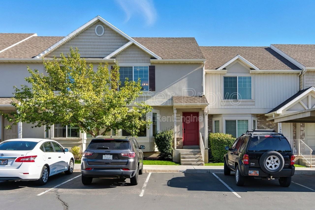 1901 W 1020 N - Photo 2 of 36