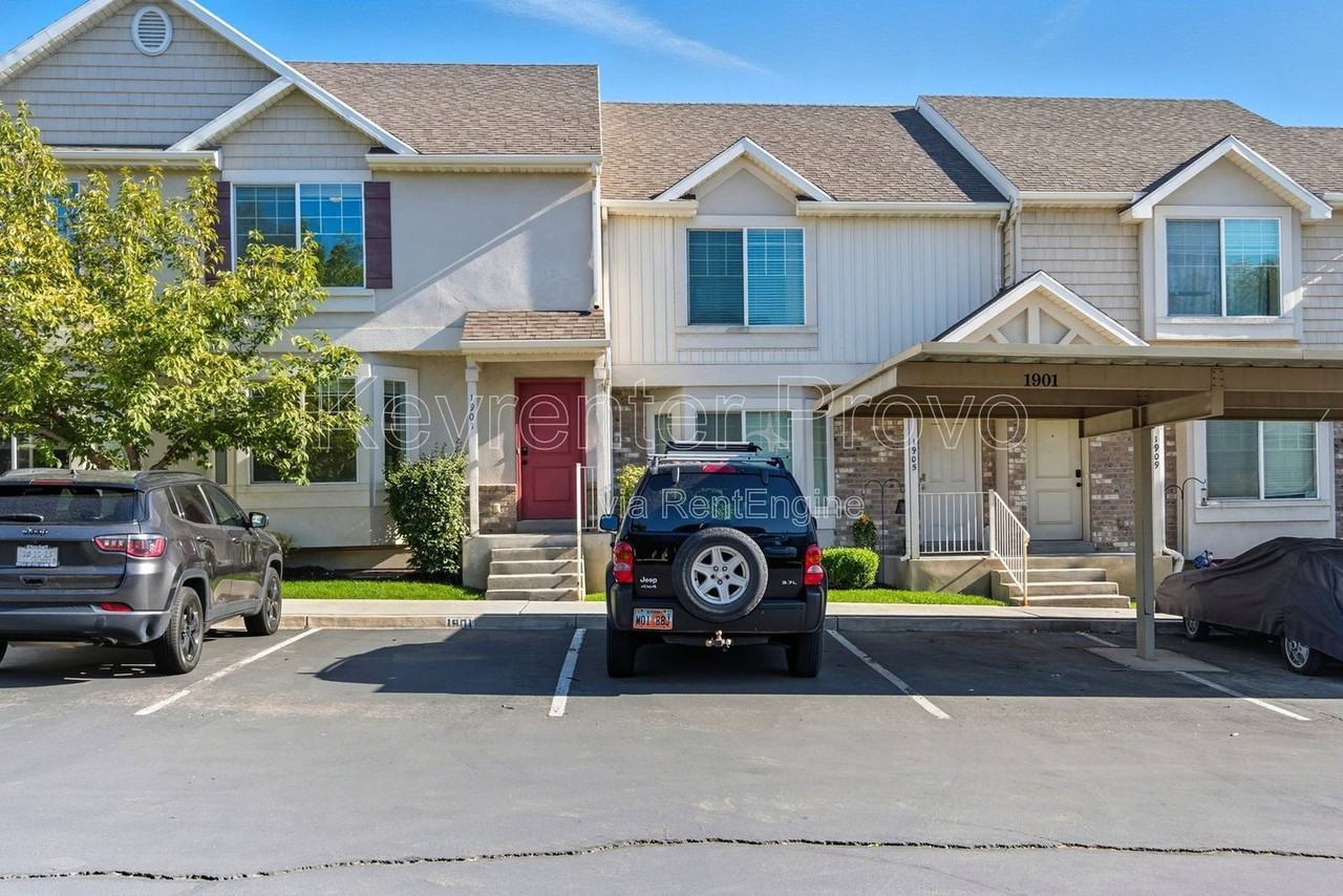 1901 W 1020 N - Photo 3 of 36