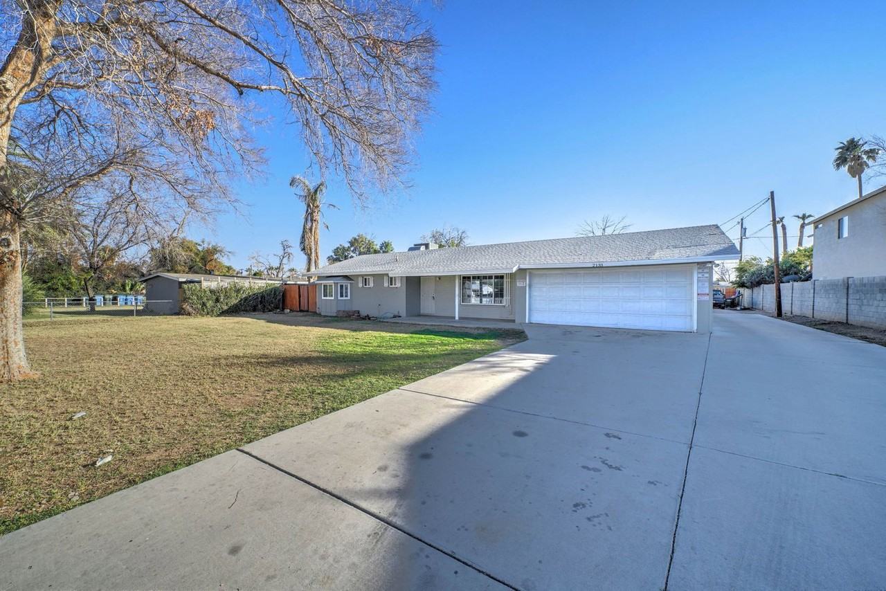 2133 W Morten Ave - Photo 3 of 29