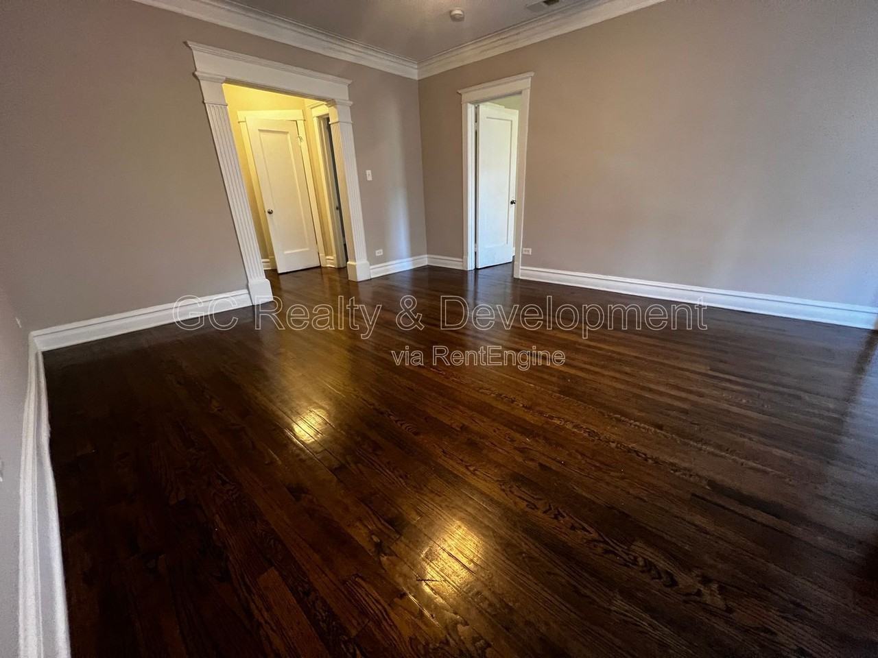 6031 S Eberhart Ave #2 - Photo 4 of 19