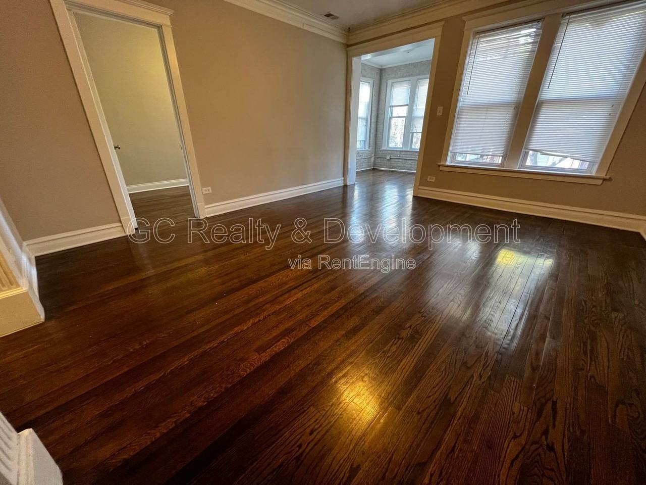 6031 S Eberhart Ave #2 - Photo 5 of 19