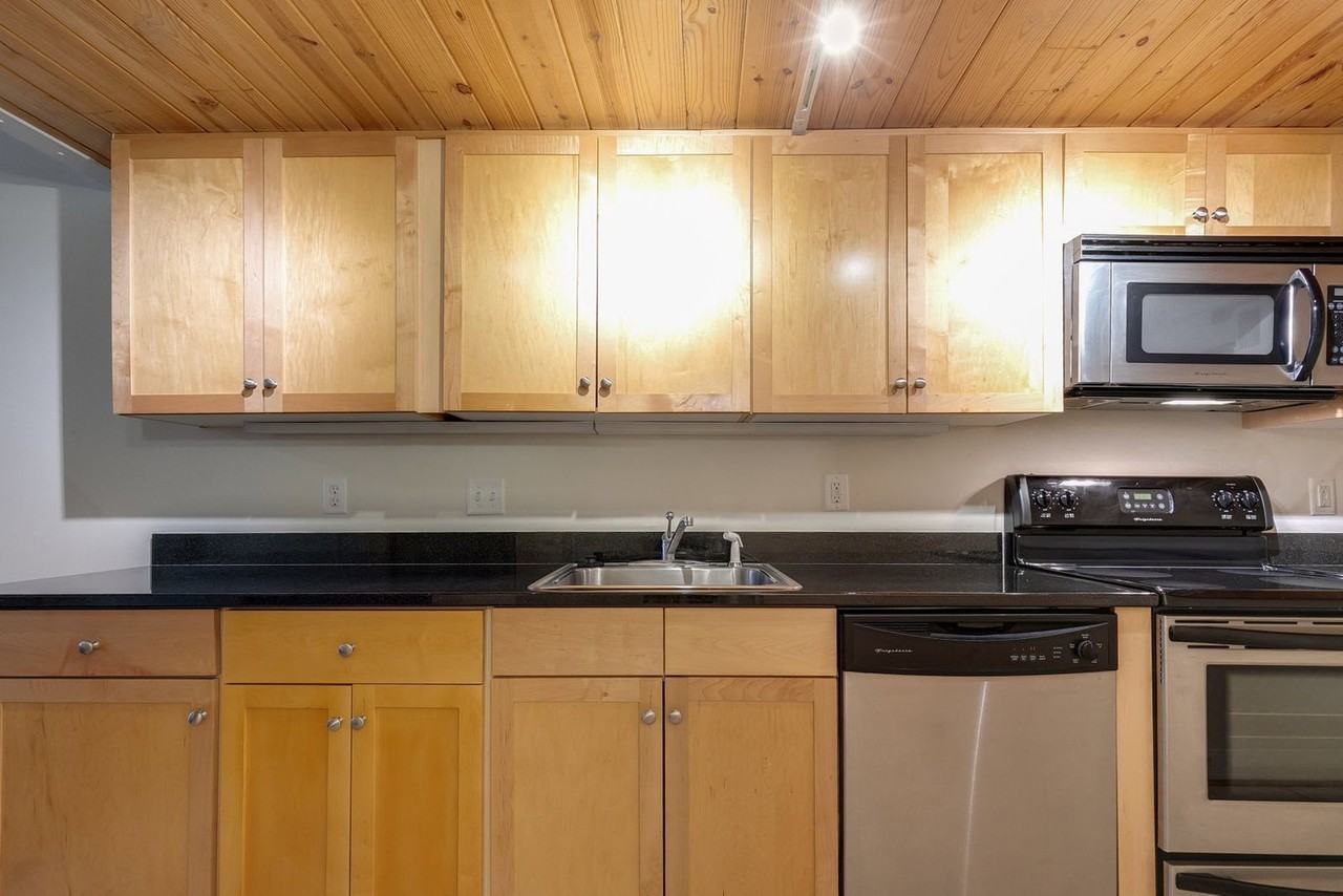 1321 1/2 E Main St #201 - Photo 2 of 17