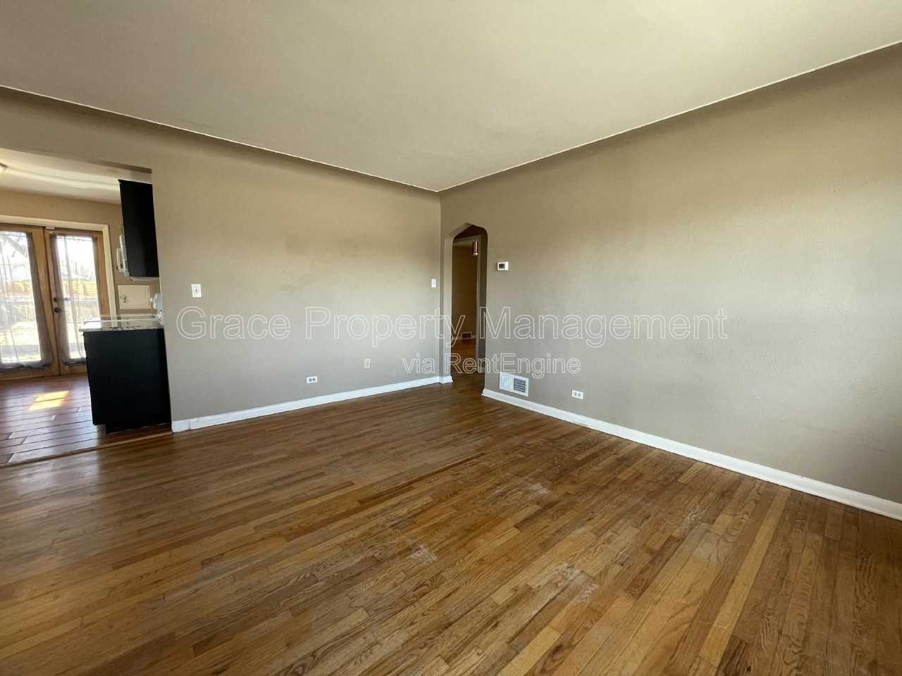 2955 Quebec St - Photo 3 of 20